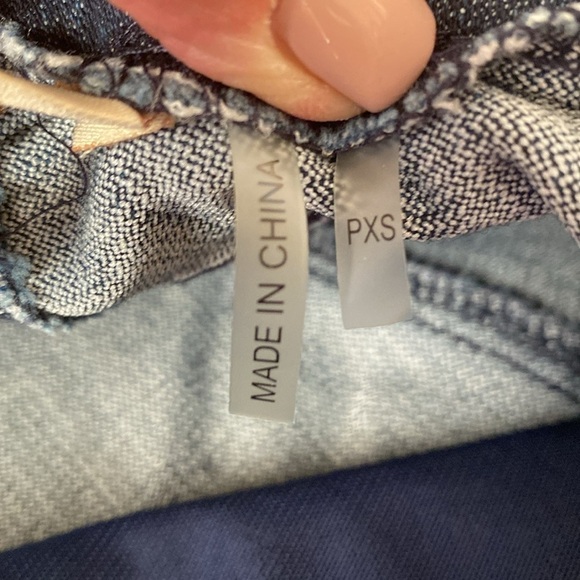 Soft Surroundings Jean Shorts Womans PXS Mid Rise Pull On Comfort Stretch Denim - Picture 9 of 10